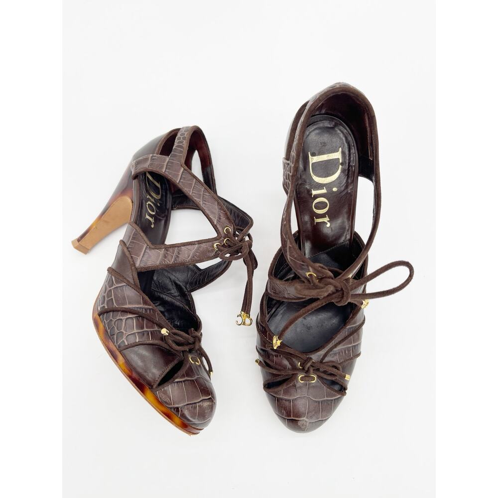 Dior Fall 2005 Runway Brown Croc Embossed Lace Up Tortoise Heel Pumps EU 39.5